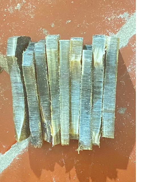 水牛角.jpg 水牛角.jpg