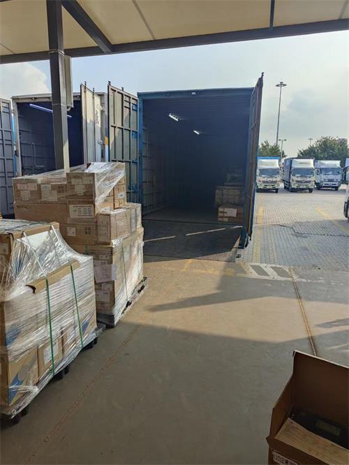 電子配件.jpg 電子配件.jpg